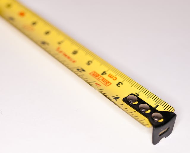 pexels-wwarby-19679304 tape measure